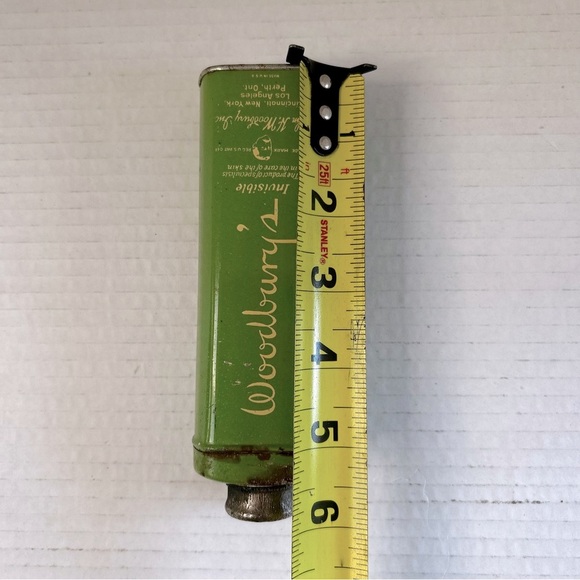 Vintage 1950s Woodbury's Talc Tin w/ Original Contents - Green Bathroom Decor - Picture 7 of 8